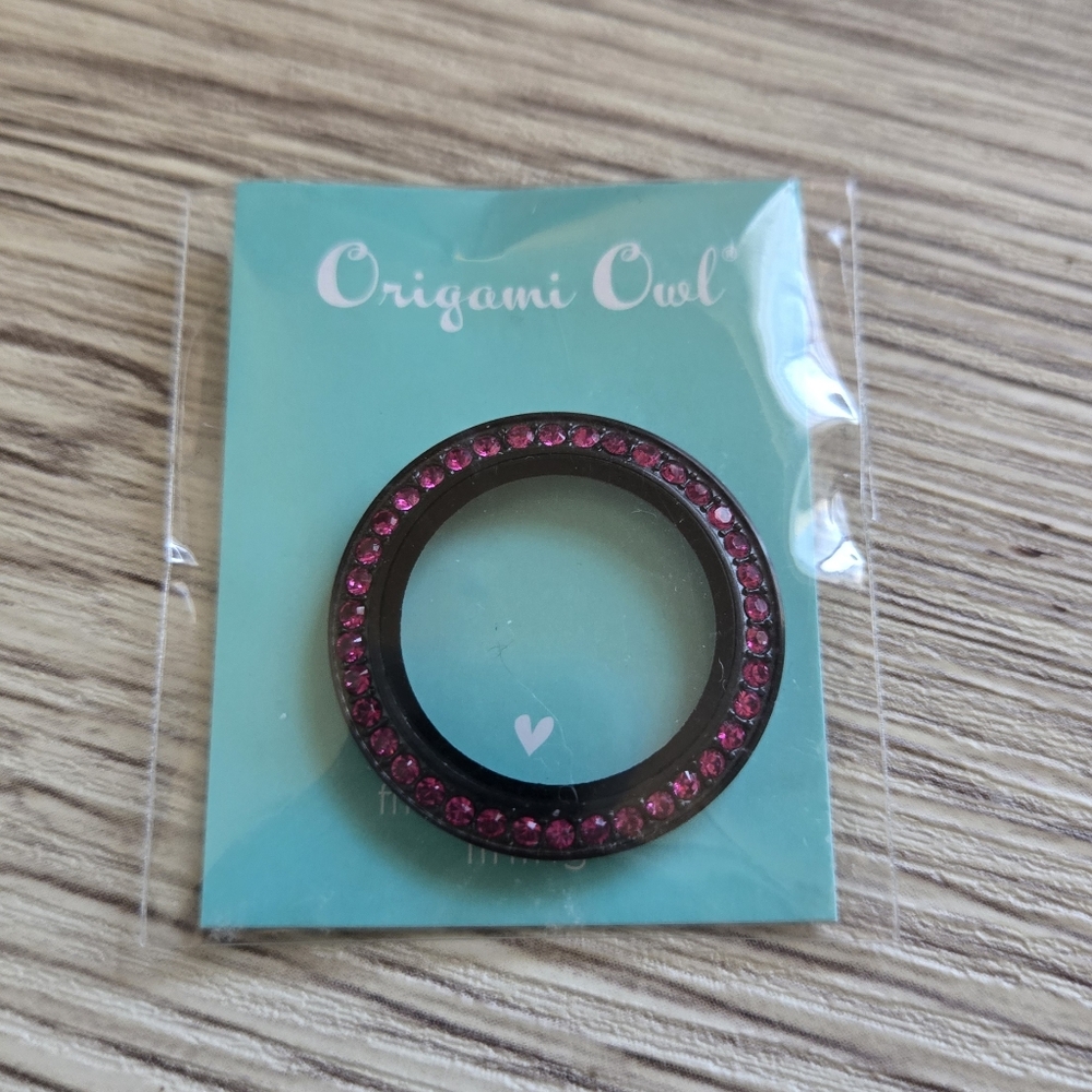 🦉Black & Pink Crystal Face